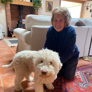 Meet your Posher, Laura